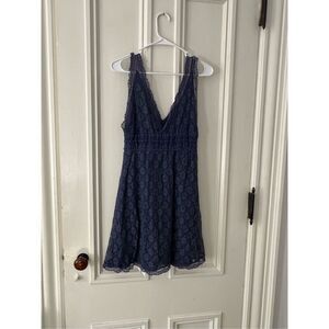 Pinky dark purple/blue deep v-neck lace tank dress M
